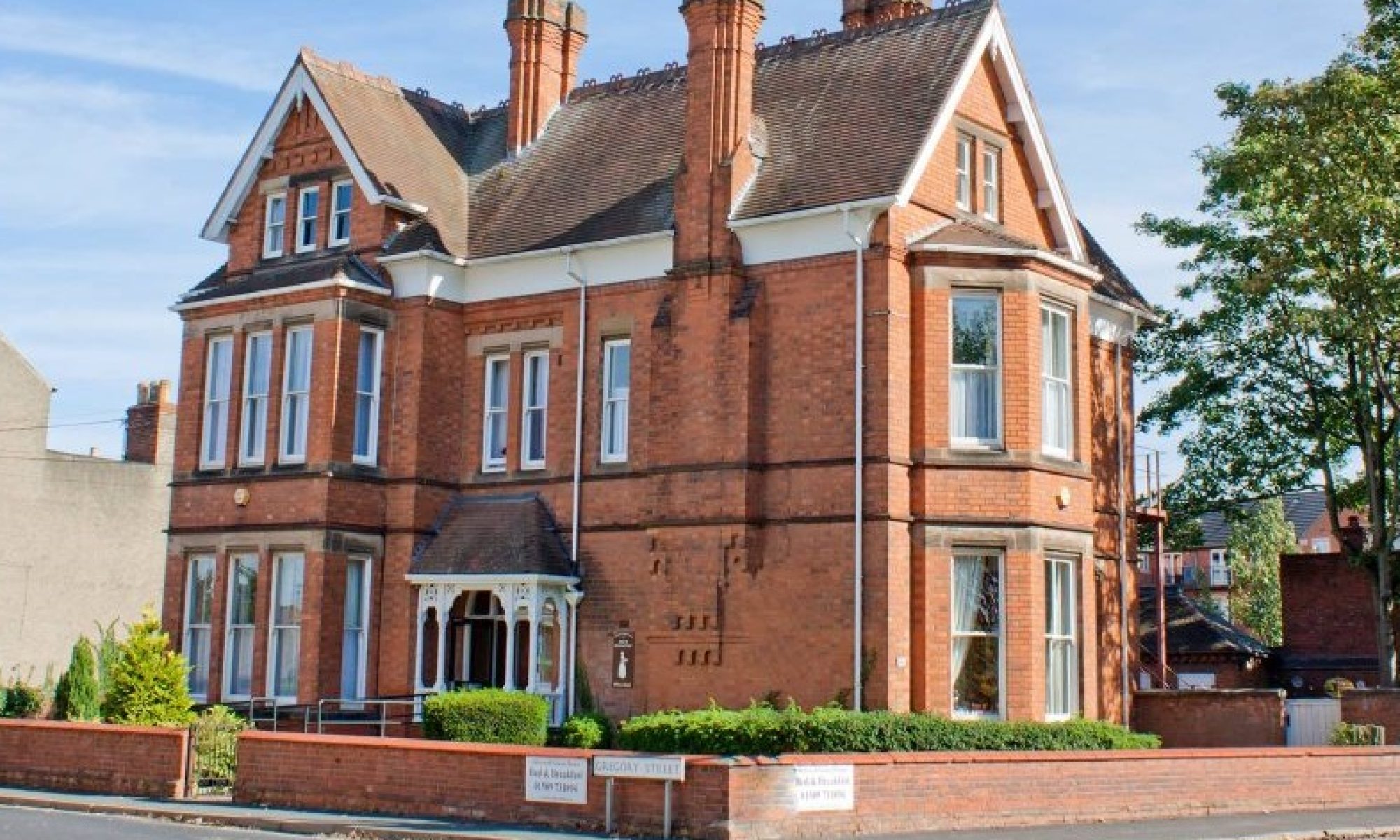 Holywell House