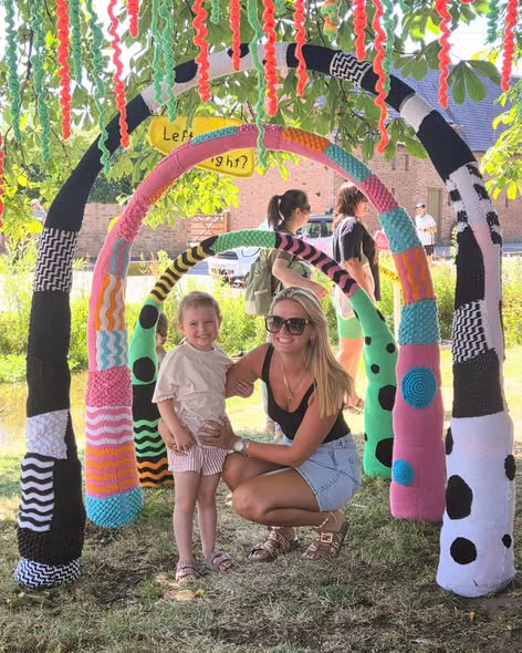 Cosby Yarn Bomb